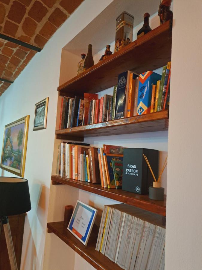 Casa Maya San Martino Alfieri Buitenkant foto