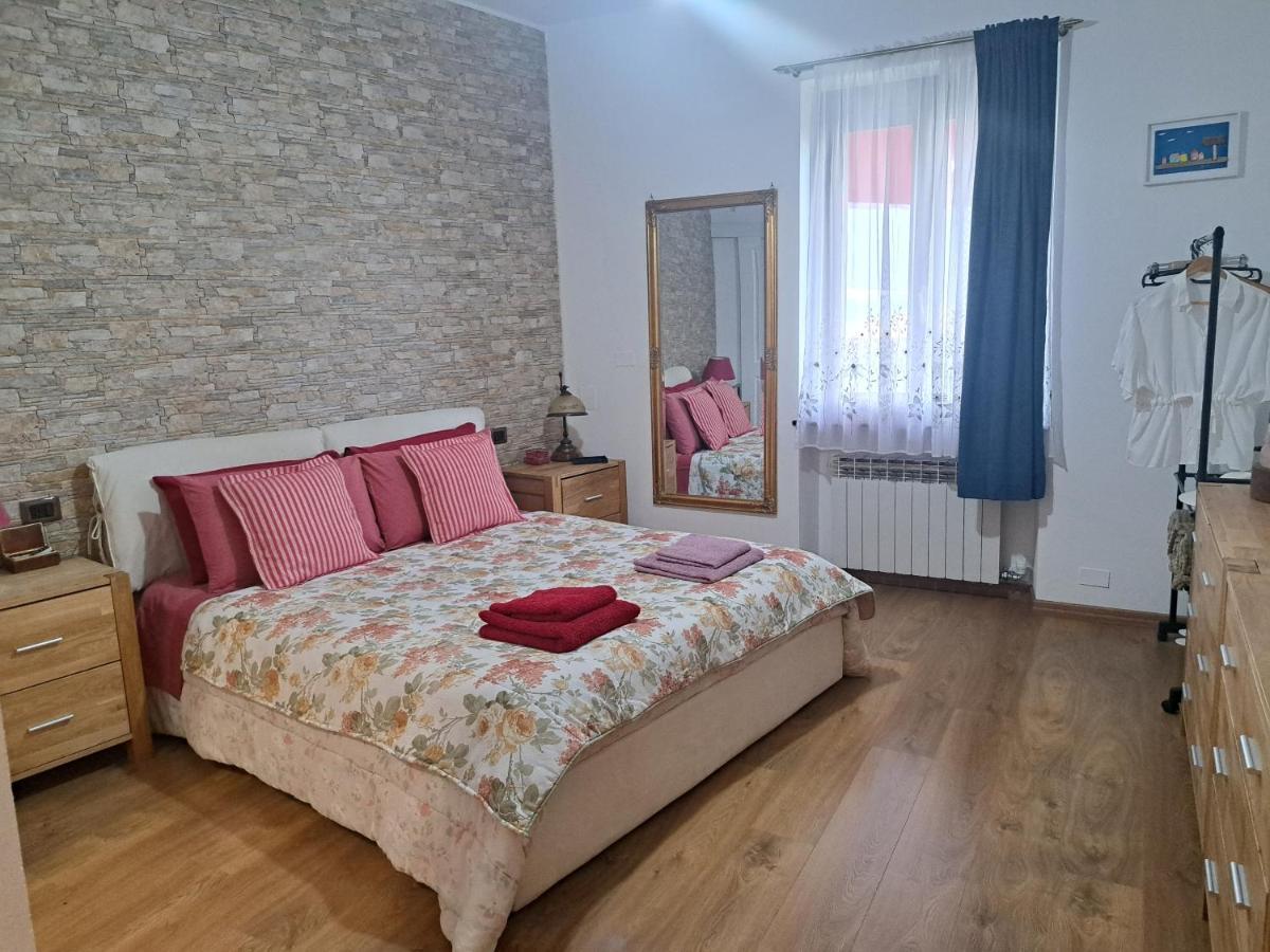 Casa Maya San Martino Alfieri Buitenkant foto